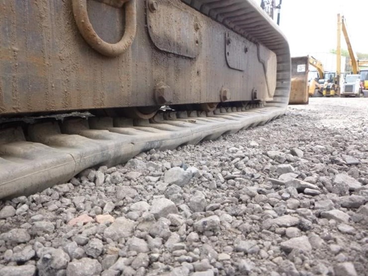 2001-bobcat-331e-image-37