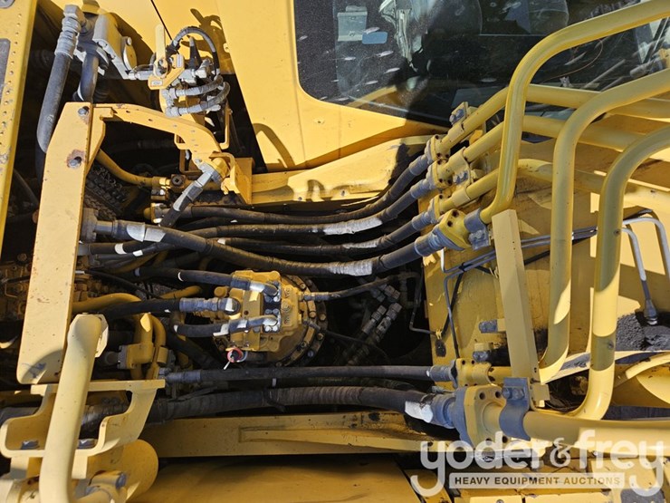 2021-komatsu-pc360-lc-11-image-31