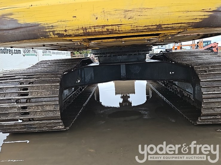 2021-komatsu-pc210-lc-11-image-29