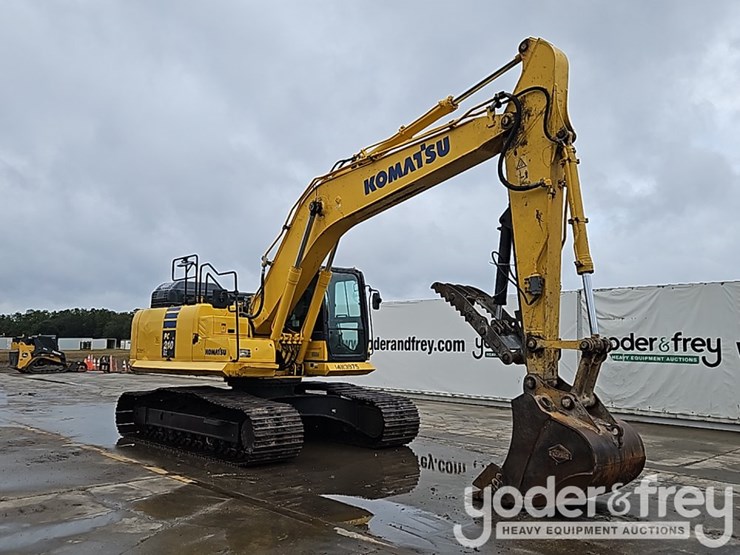 2021-komatsu-pc210-lc-11-image-7