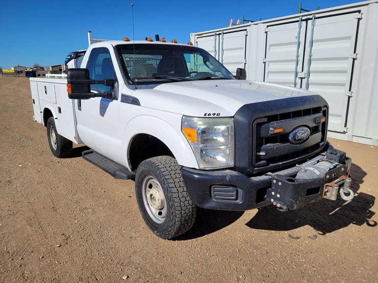 2016-ford-f350-sd-image-3