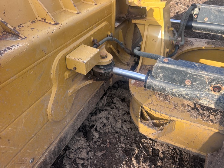 caterpillar-d6n-lgp-image-32