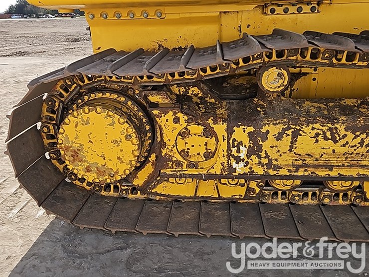 2022-komatsu-d61px-24-image-9