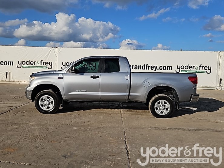 2013-toyota-tundra-image-3
