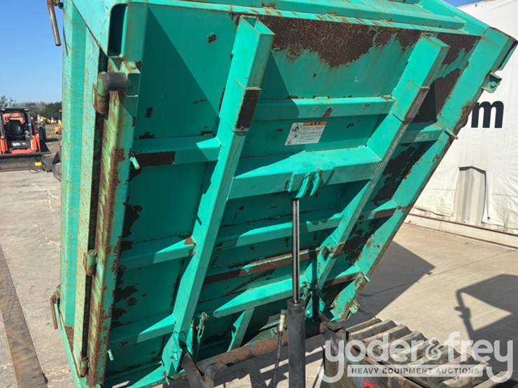 2010-yanmar-c30r-2b-image-16