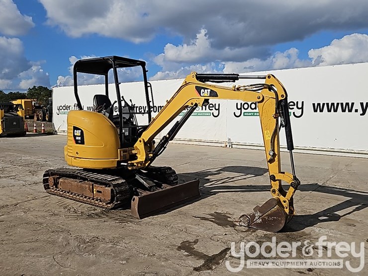 2015-caterpillar-303e-cr-image-7