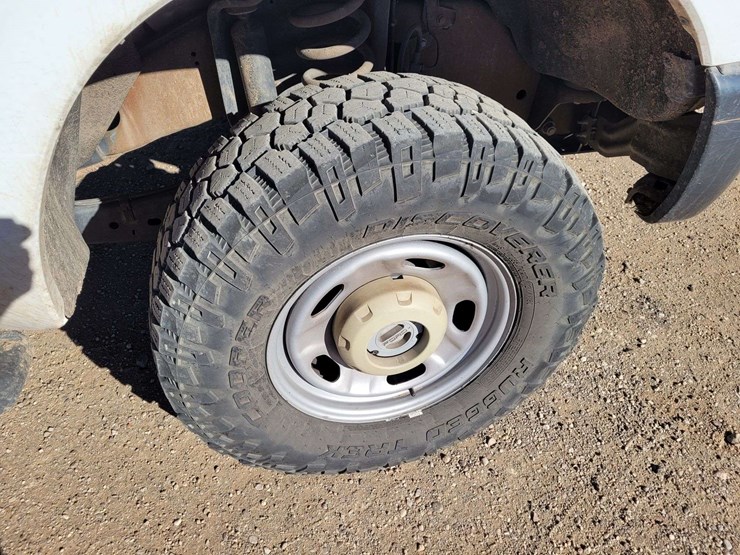 2016-ford-f350-sd-image-18