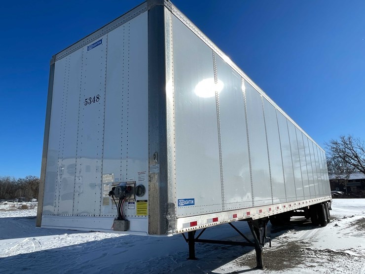 2023-stoughton-trailer-image-1