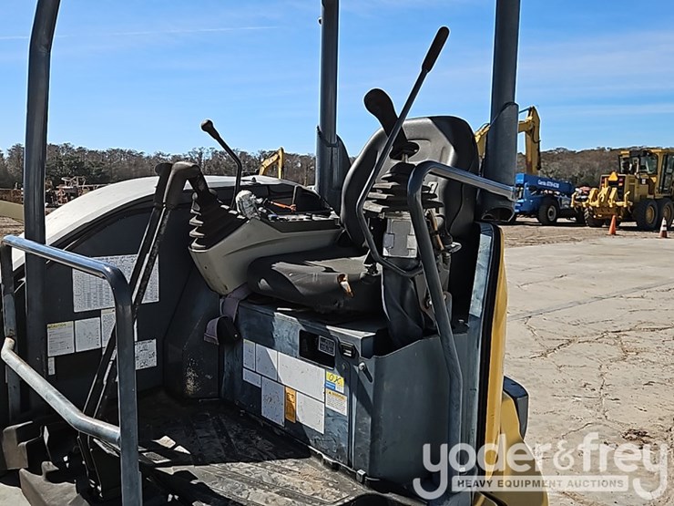 2020-kobelco-sk35sr-6e-image-31