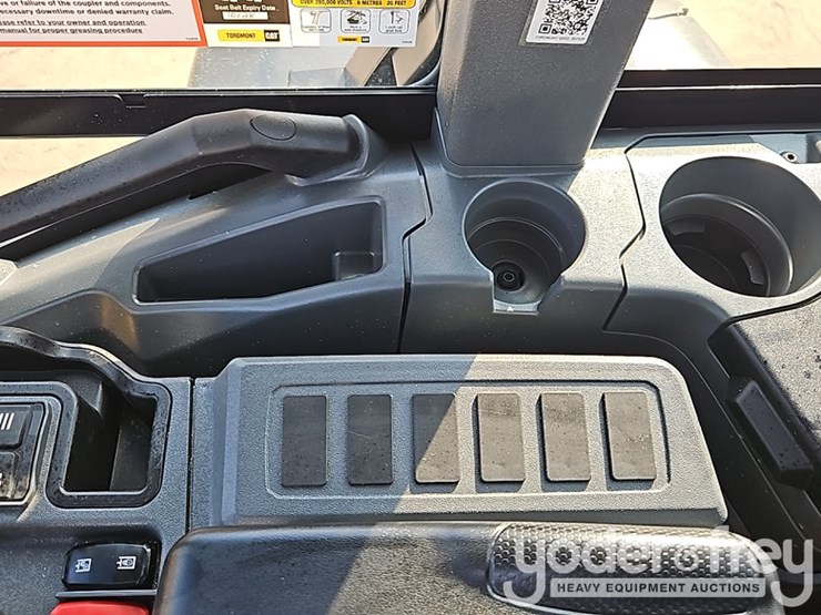 2026-caterpillar-930-image-28