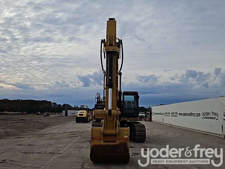 2023-caterpillar-336-image-18