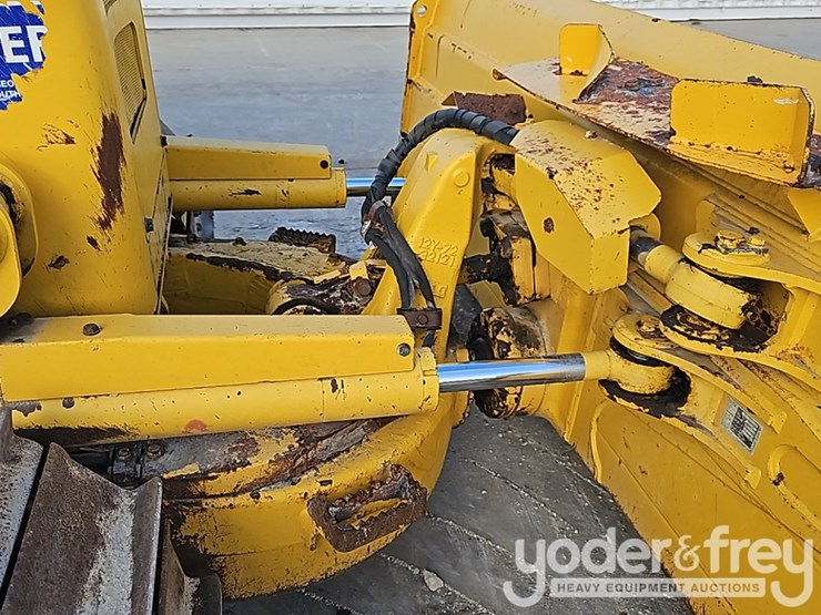 2021-komatsu-d51px-24-image-14