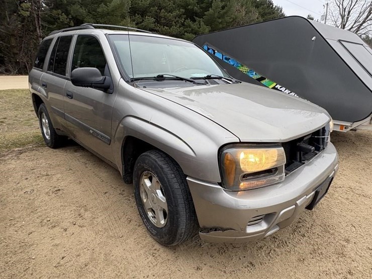 2003-chevrolet-trailblazer-image-3