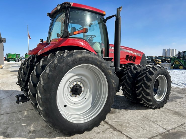 2009-case-ih-magnum-335-image-3