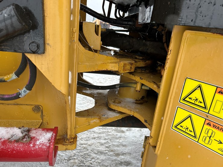 caterpillar-903d-image-34