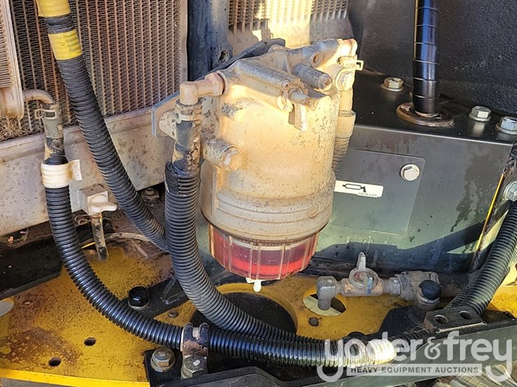 2023-komatsu-pc55mr-image-35