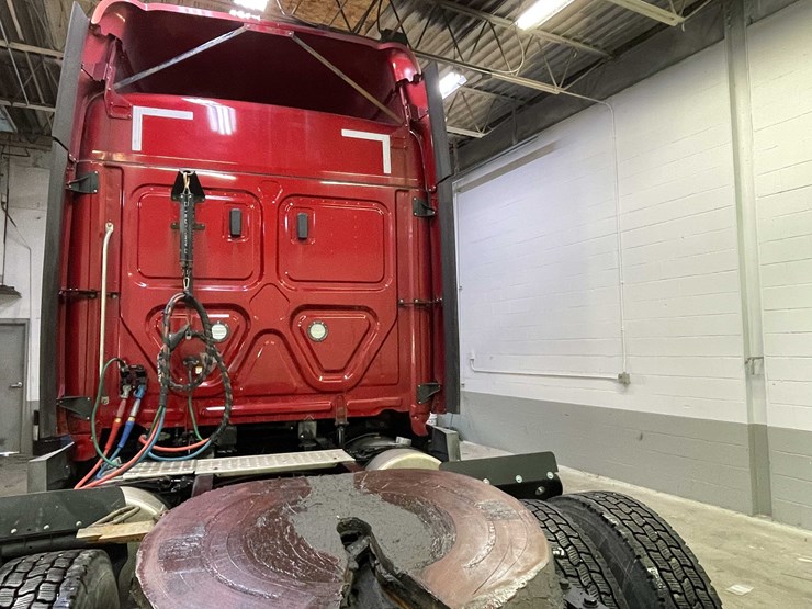 #6226-•-2021-freightliner-cascadia-semi-truck-(title-in-delay)-image-55