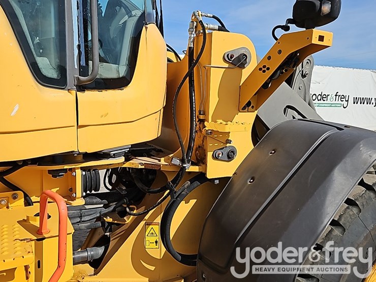 2019-volvo-l70h-image-10