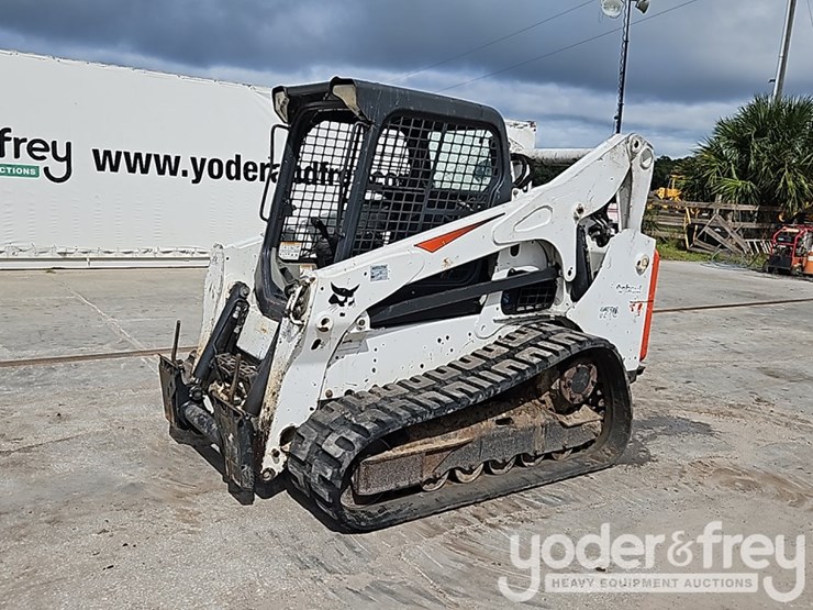2017-bobcat-t770-image-1