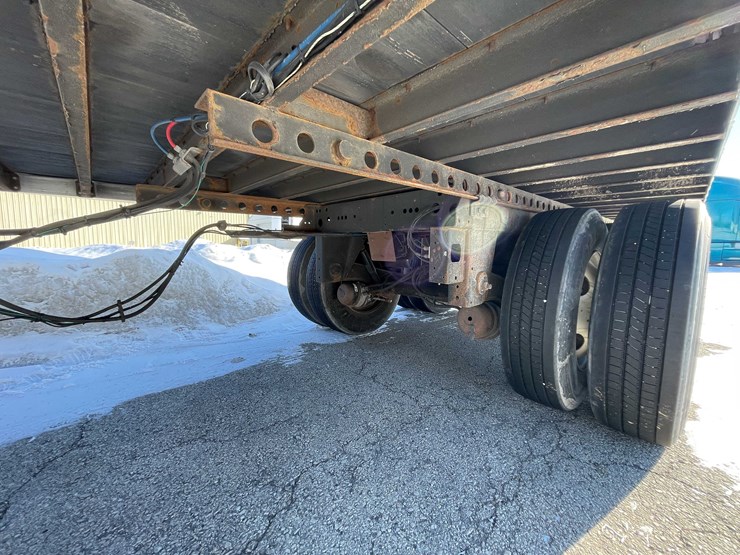 2023-stoughton-trailer-image-25