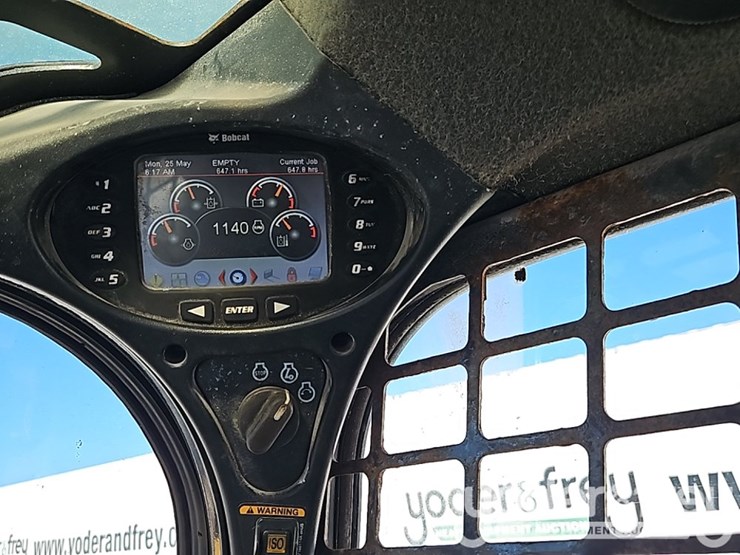 2017-bobcat-t770-image-28