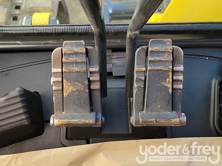 2024-komatsu-pc55mr-image-53