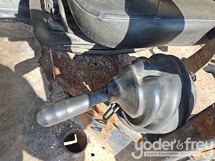 2016-jcb-510-56-image-30