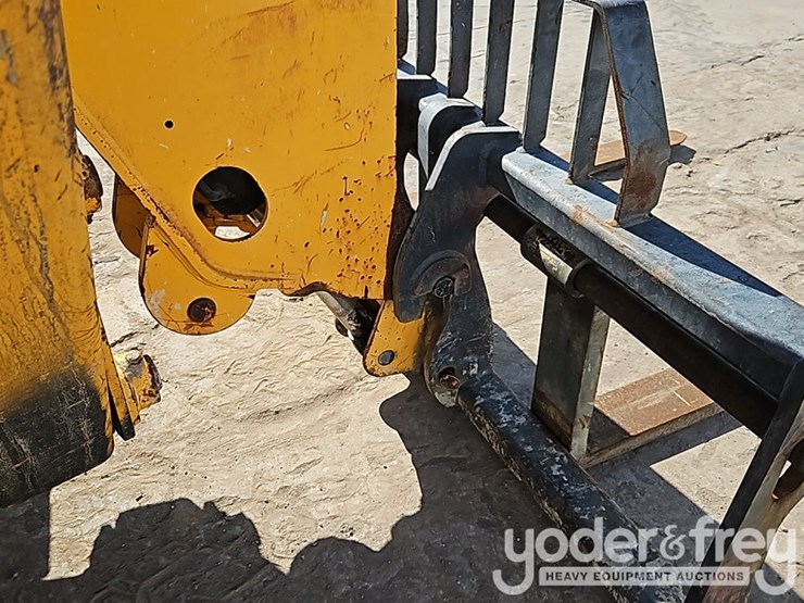 2016-jcb-510-56-image-15