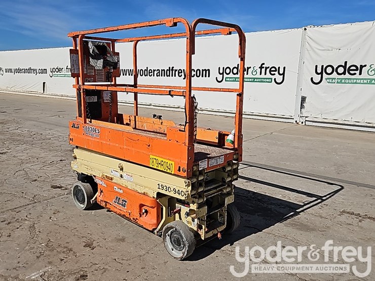 2016-jlg-1930es-image-3