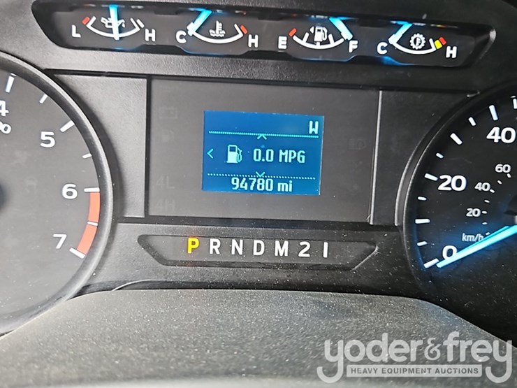 2022-ford-f250-image-33