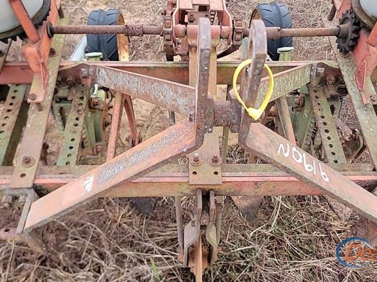 john-deere-2-image-2