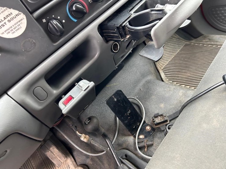 2004-ford-f350-image-15