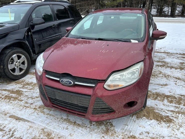 2014-ford-focus-se-car--as-is-image-2