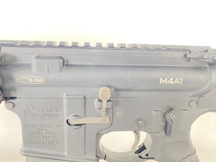 #13-•-#1461-•-daniel-defense-ddm4-m4a1-semi-automatic-rifle-5.56x45mm-image-3