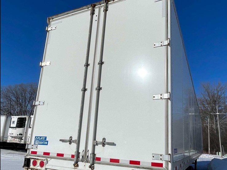 2023-stoughton-trailer-image-8