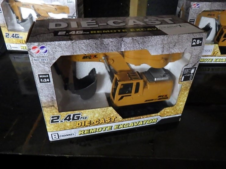 sklp-excavator-toy-image-1