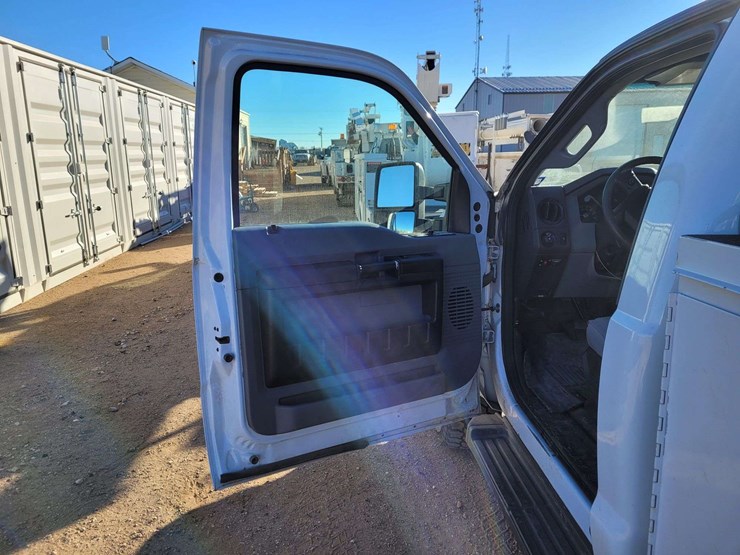 ford-f350-sd-image-6