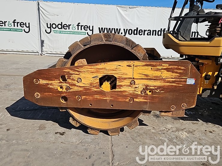 2018-volvo-sd115b-image-13