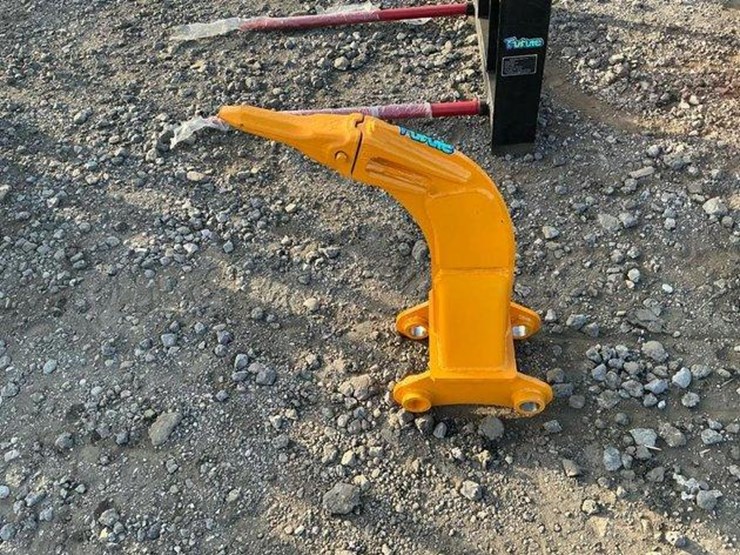 caterpillar-305-image-1