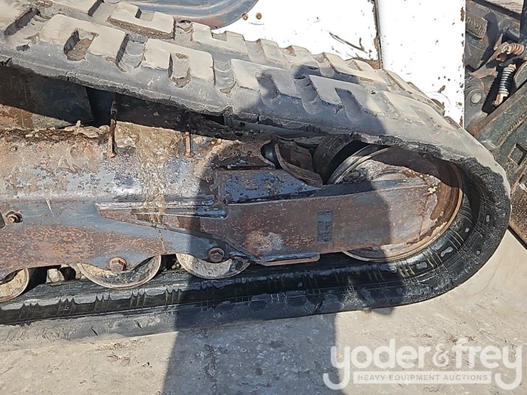 2021-bobcat-t76-image-10