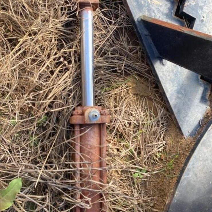 STUMP PULLER FOR SKID STEER