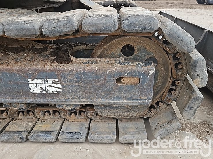 2010-komatsu-pc78us-8-image-12