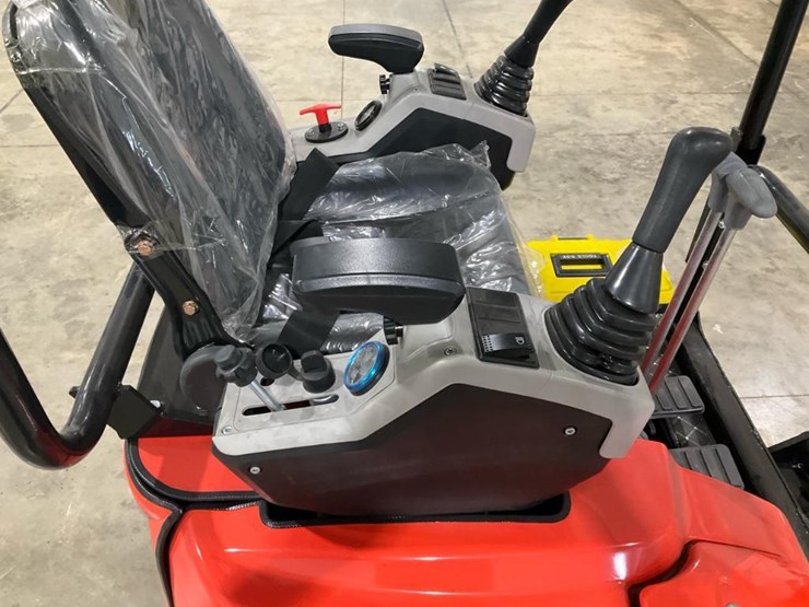 #1153-•-2025-tpm-20k-mini-hydraulic-excavator-image-16