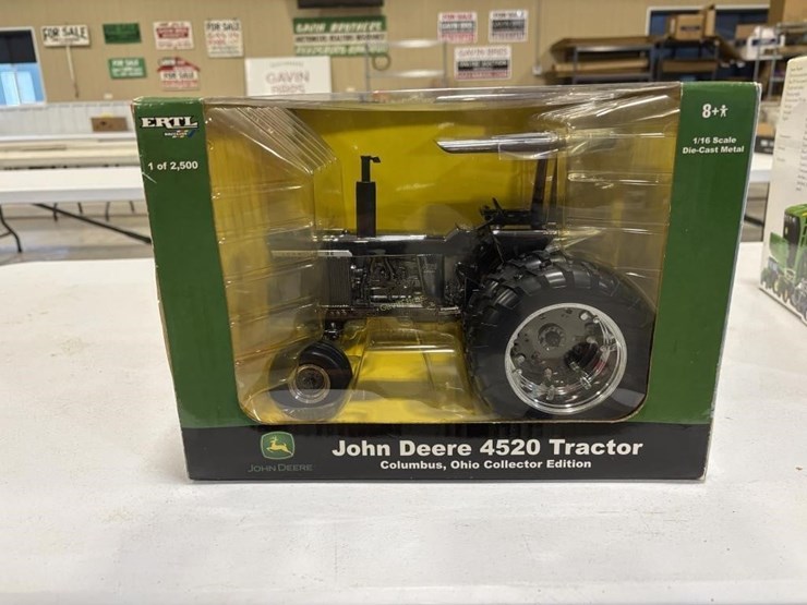 john-deere-4520-image-1