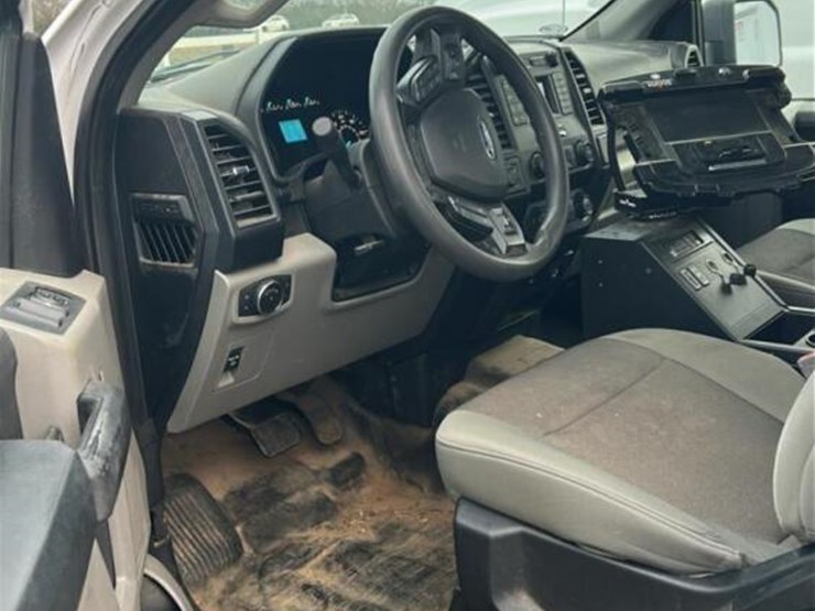 2019-ford-f150-image-13