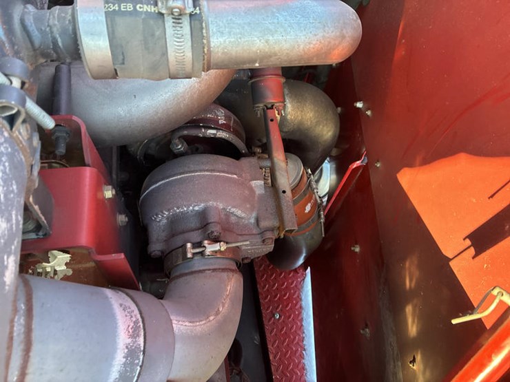 2010-case-ih-6088-image-65