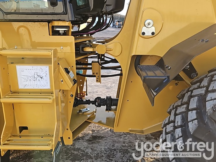 caterpillar-910-image-9