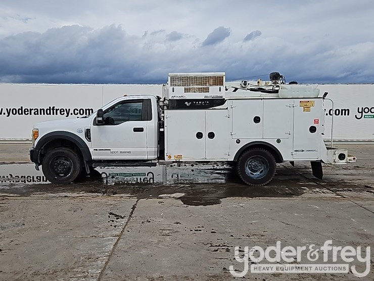 2017-ford-f550-image-3