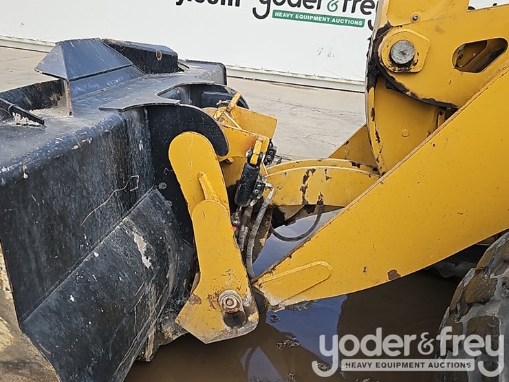 2019-caterpillar-918m-image-15