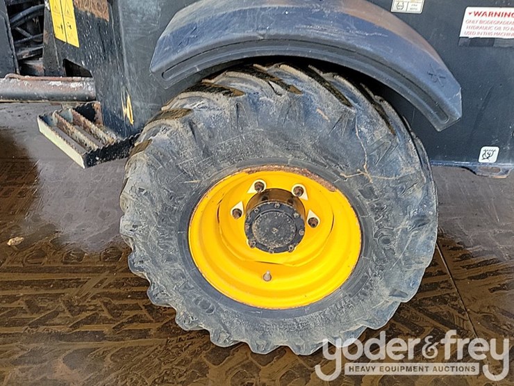 2018-jcb-3tft-image-13